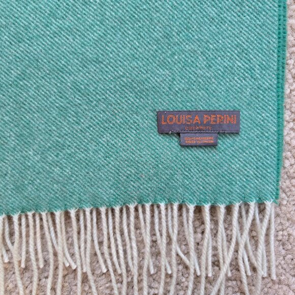 NWOT Louisa Perini Green Cashmere Fringed Scarf - Picture 2 of 8